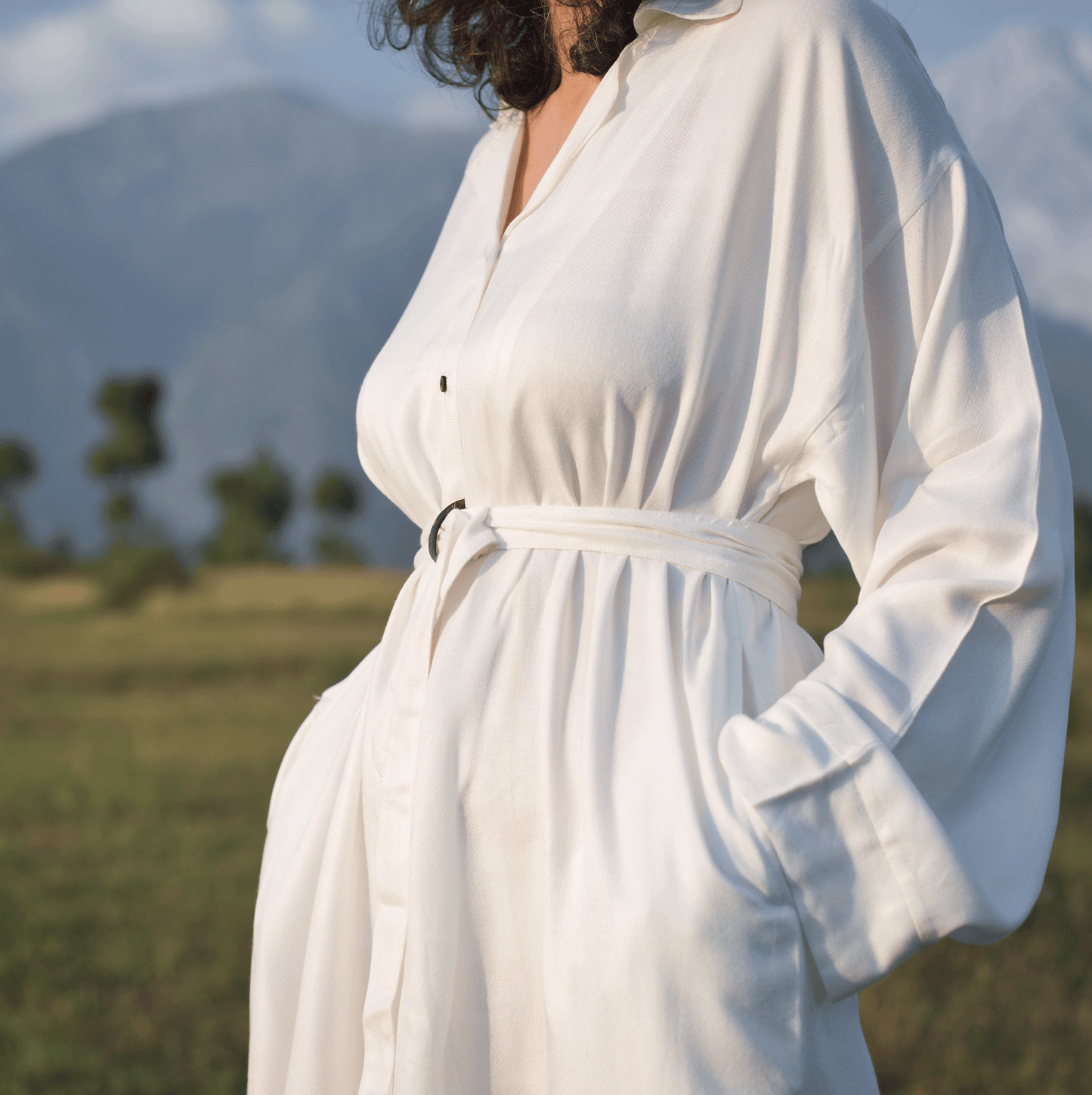 L.05 Lightweight Unisex Shirt Dress with Notched Collar and Side Pockets